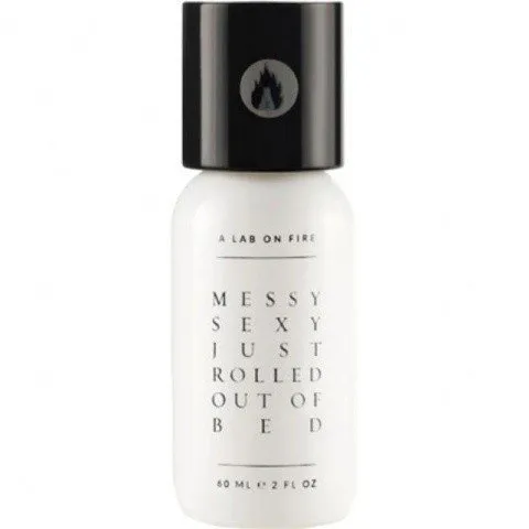 What We Do Is Secret Messy Sexy Just Rolled out of Bed parfüm şişesi