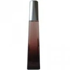 Avon Surrender for Him perfume bottle