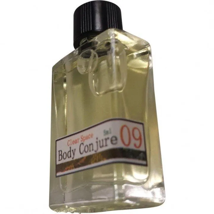 Body Conjure 09 Clear Space perfume bottle