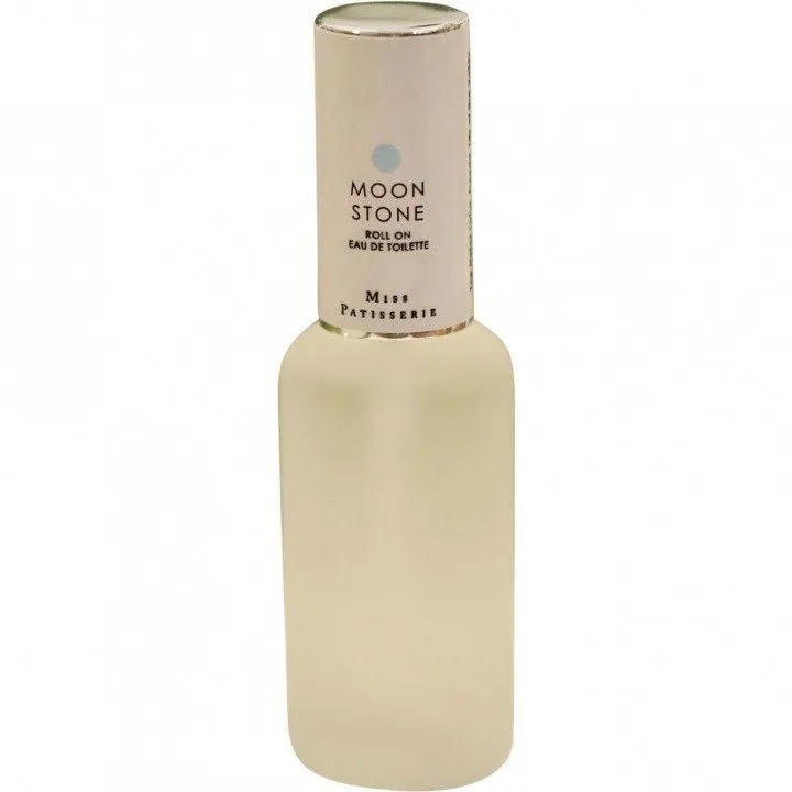 Miss Patisserie Moonstone perfume bottle