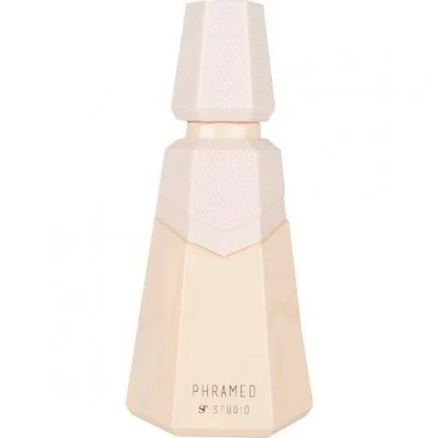 SuperTrash Phramed parfüm şişesi