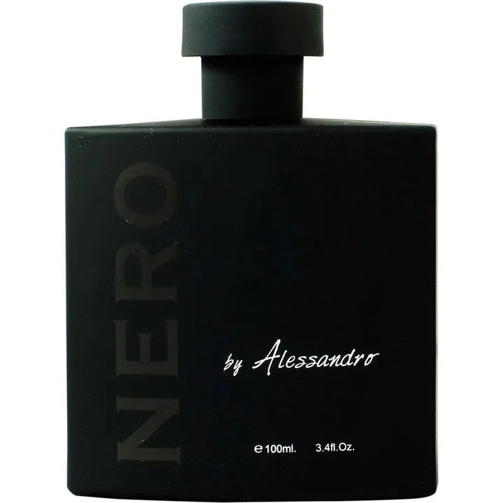Versailles Beauté Nero by Alessandro perfume bottle