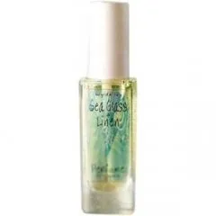 Wylde Ivy Sea Glass & Linen perfume bottle