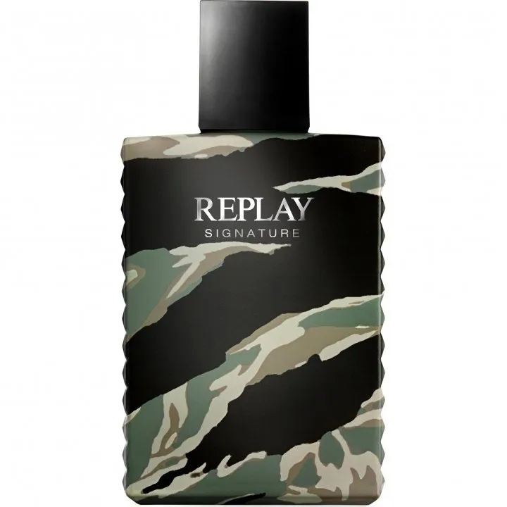 Replay Signature for Man perfume bottle
