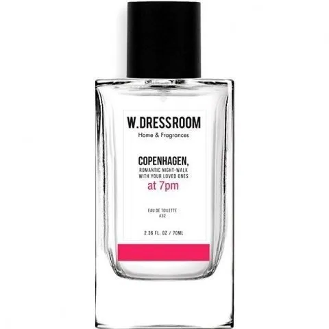 W.Dressroom #32 - Copenhagen, Romantic Night-Walk With Your Loved Ones at 7 pm parfüm şişesi