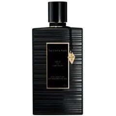 Van Cleef & Arpels Rêve de Cashmere perfume bottle