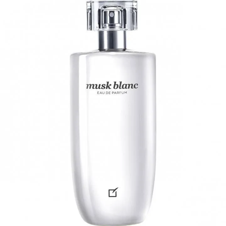 Yanbal Musk Blanc perfume bottle