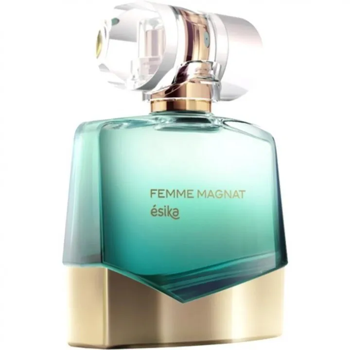 ésika Femme Magnat parfüm şişesi